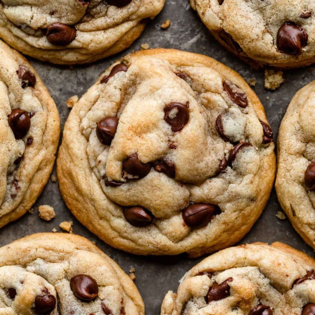 Chocolate chip cookie